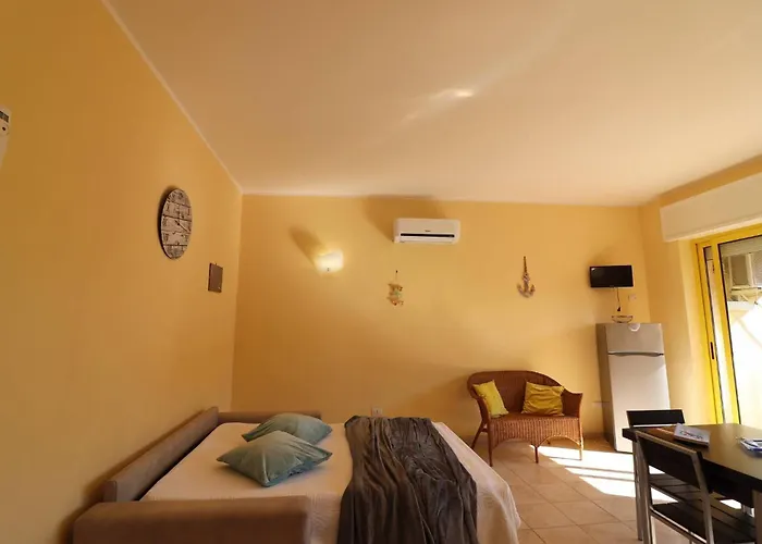 Casa Medea In 아파트 *